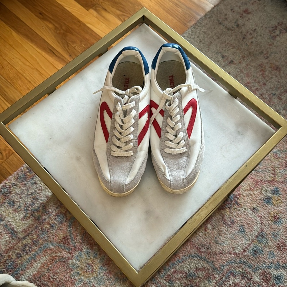 Tretorn blue and red ! - size 7.5